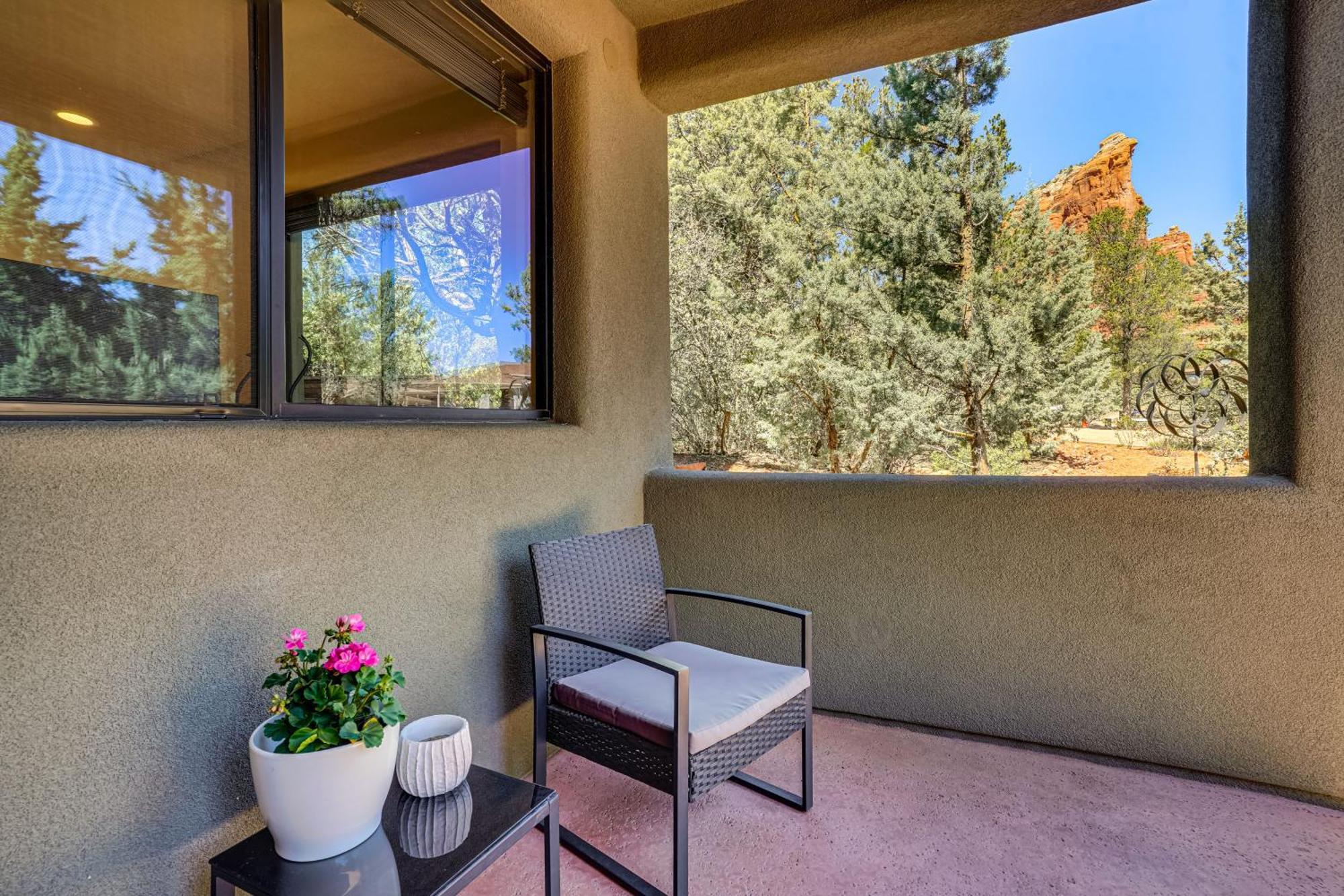 Appartamento Sedona Couples Retreat With Patio Walk To Trails! Esterno foto