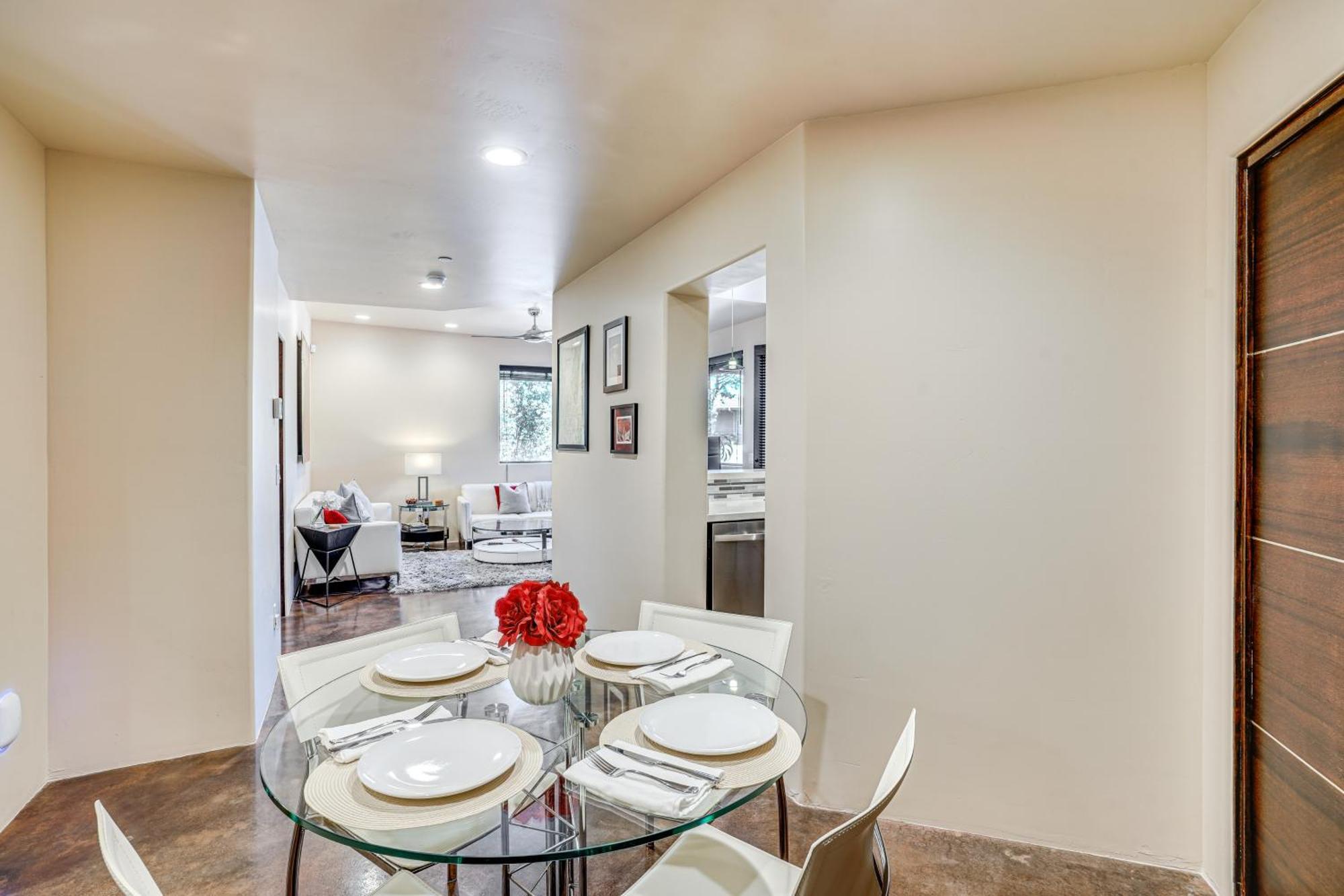 Appartamento Sedona Couples Retreat With Patio Walk To Trails! Esterno foto