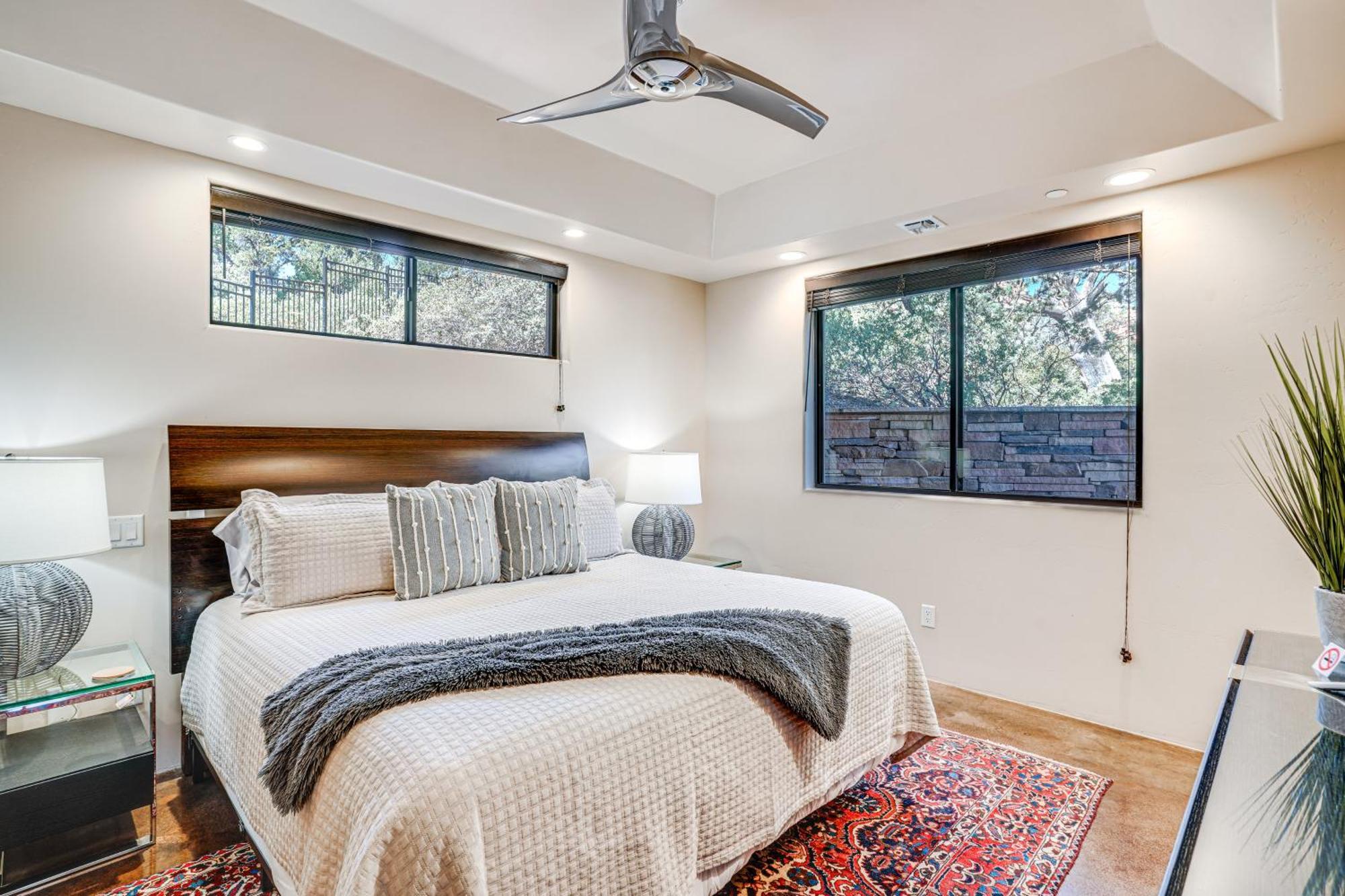 Appartamento Sedona Couples Retreat With Patio Walk To Trails! Esterno foto
